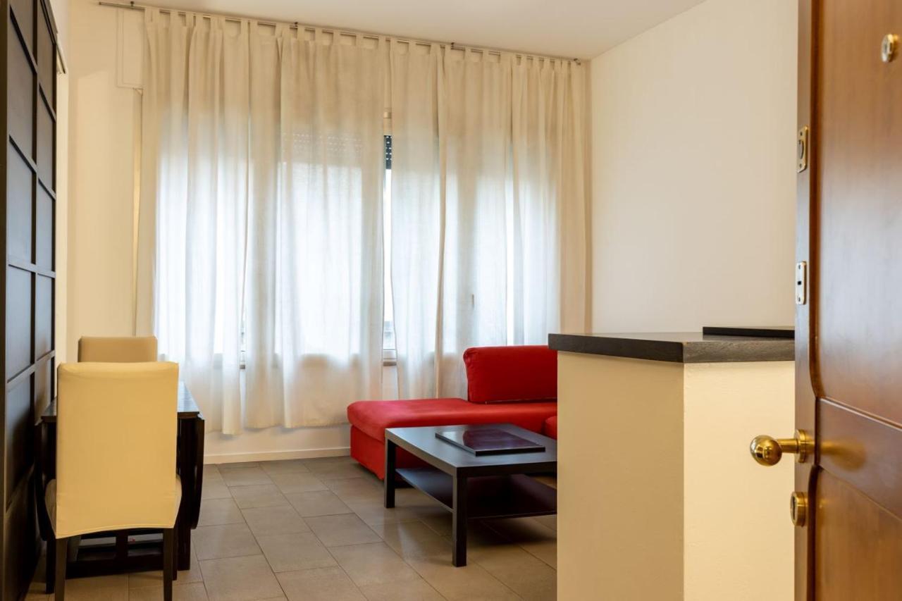 Apartment In Brera-Fatebenefratelli-Porta Nuova-Milano 외부 사진
