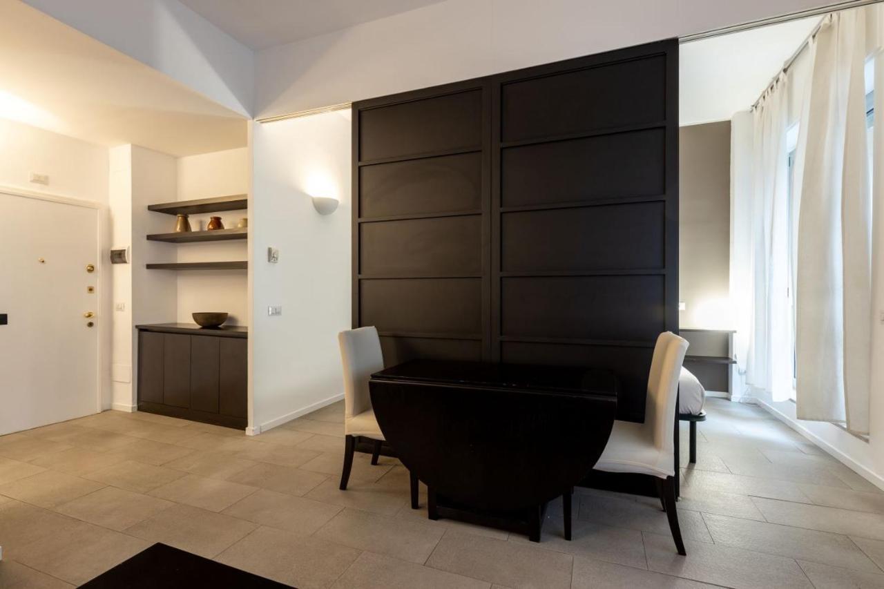 Apartment In Brera-Fatebenefratelli-Porta Nuova-Milano 외부 사진